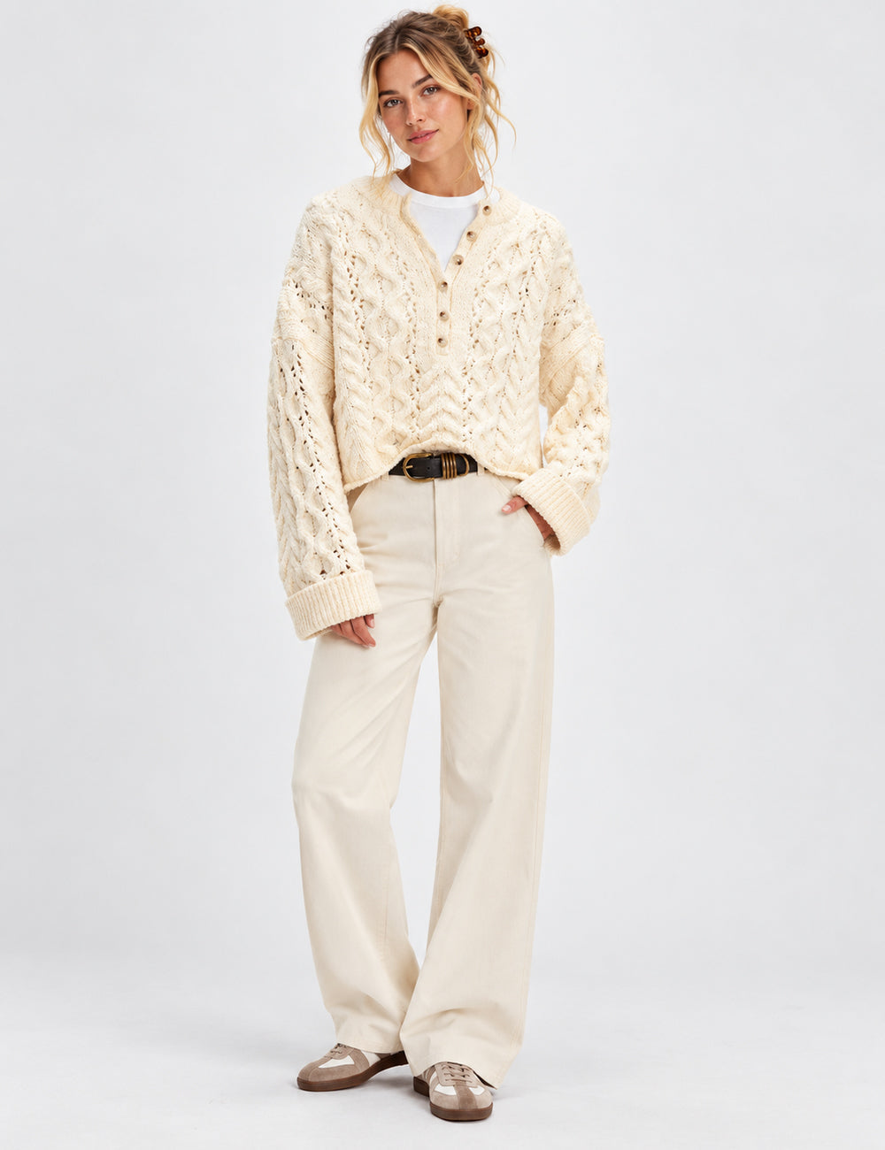 Ladies Cable Knit Long Sleeves Sweater